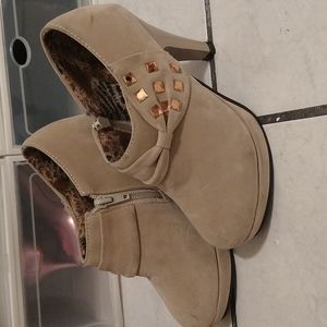 Ankle Boots size 34 US 4